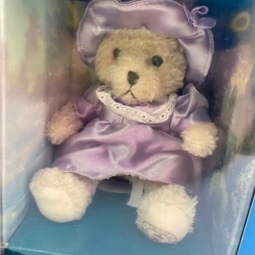 Thomas Kinkade Bear - Picture 1 of 11